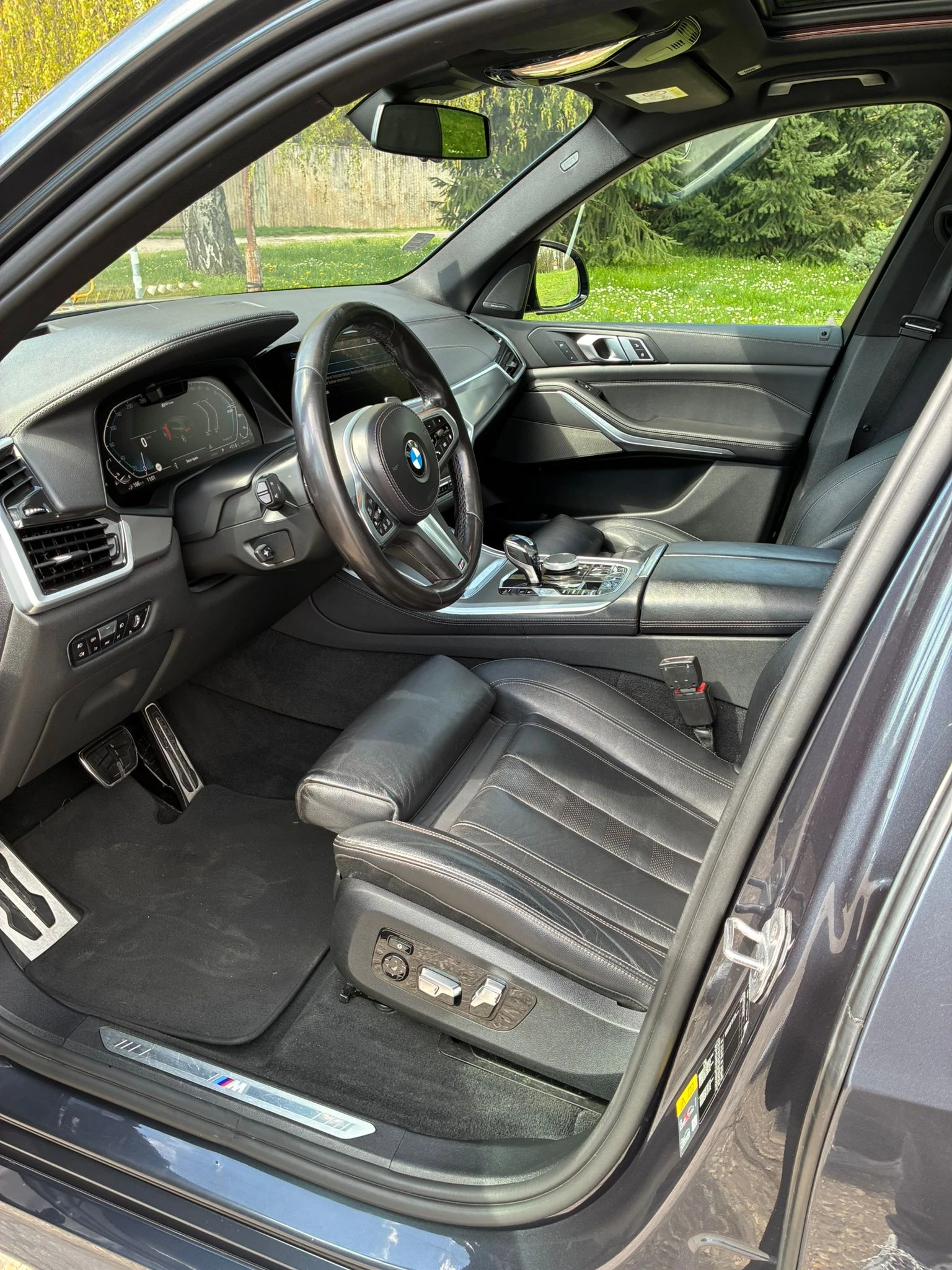 BMW X5 45e xDrive/M-Sport/HarmanKardon/HuD/Pano, снимка 8 - Автомобили и джипове - 54294713