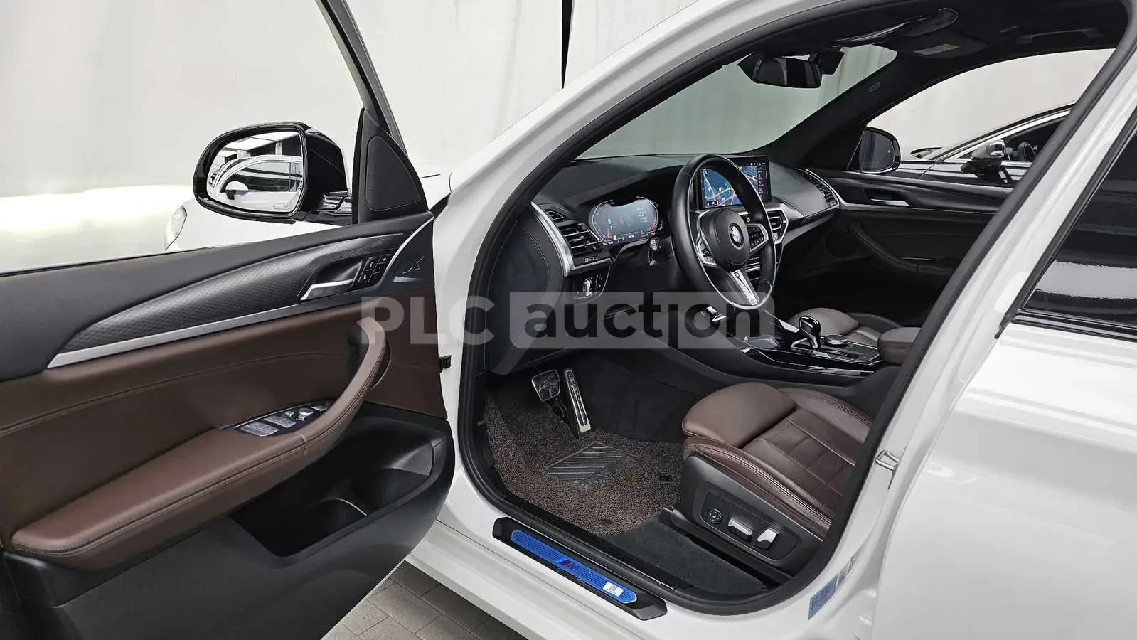 BMW X3 ОБДУХВАНЕ * 360 КАМЕРА * HEAD-UP * ФИКСИРАНА ЦЕНА, снимка 10 - Автомобили и джипове - 55033045
