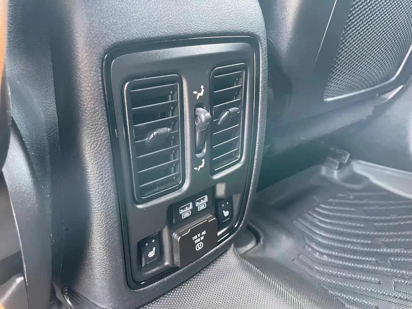 Dodge Durango R/T BORLA ЦЕНА ДО БЪЛГАРИЯ РЕГИСТРАЦИЯ АВТОКРЕДИТ, снимка 13 - Автомобили и джипове - 55146704