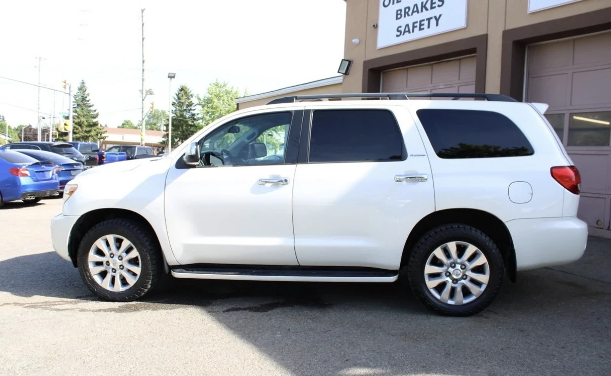 Toyota Sequoia PLATINUM * AWD * 7 МЕСТЕН * БЕЗ ИНЦИДЕНТИ * , снимка 8 - Автомобили и джипове - 55179200