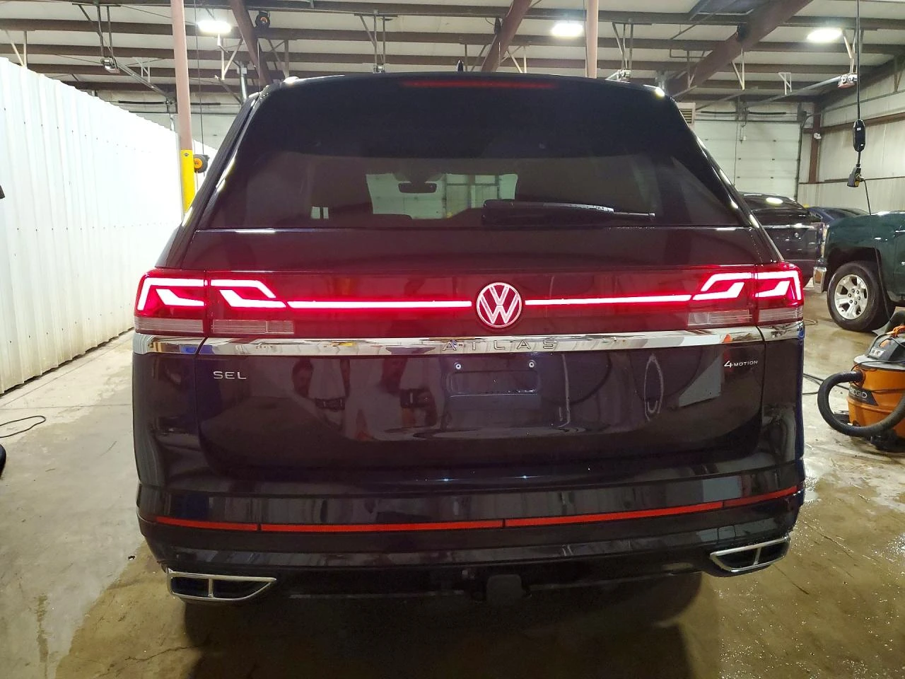 VW Atlas PREMIUM* R-LINE* ПАНО* ПОДГРЕВ* КОЖА* KEYLESS* , снимка 6 - Автомобили и джипове - 55463658