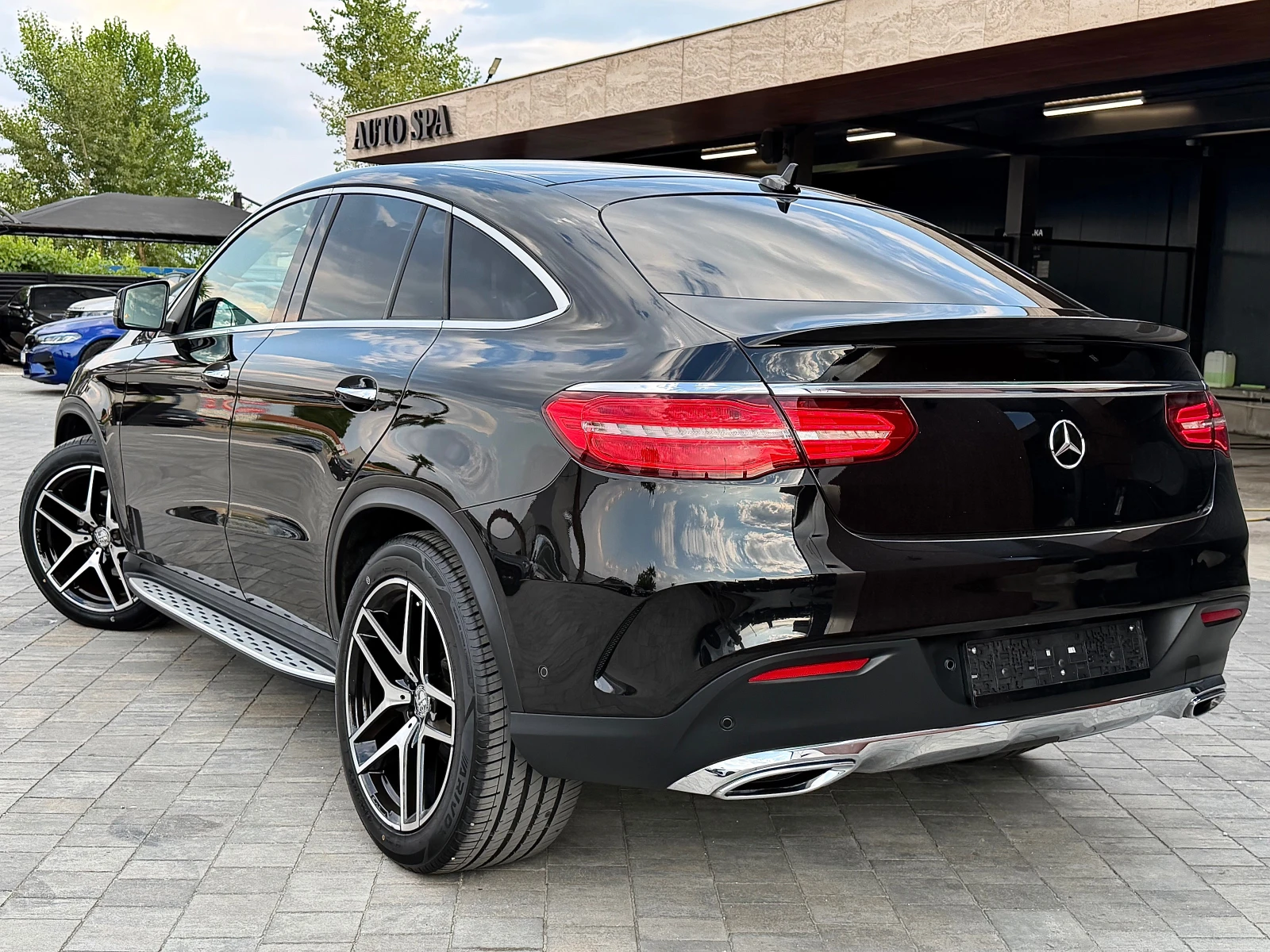 Mercedes-Benz GLE Coupe AMG #OBDUH#MASAJ#VAKUUM#Cam360#DISTR#KeyLes#Harman, снимка 4 - Автомобили и джипове - 55579949