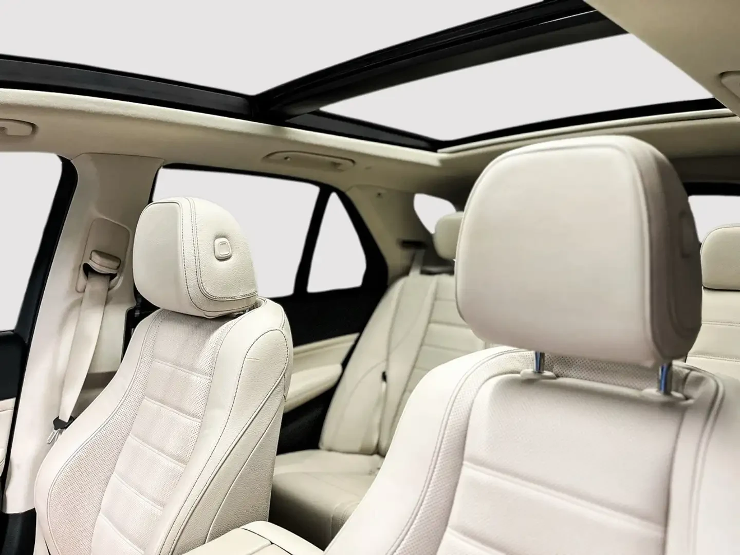 Mercedes-Benz GLE 350 4MATIC AMG LINE * КРАЙНА ЦЕНА* FULL, снимка 16 - Автомобили и джипове - 55848897