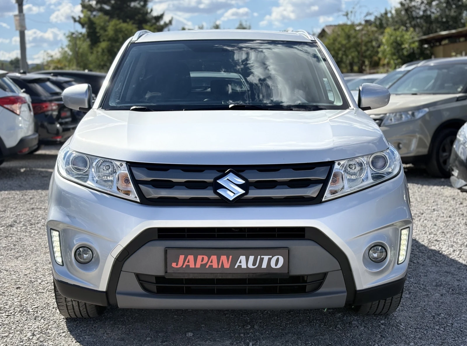 Suzuki Vitara 1.6 бензин ТОП! С ГАРАНЦИЯ! , снимка 2 - Автомобили и джипове - 55953913