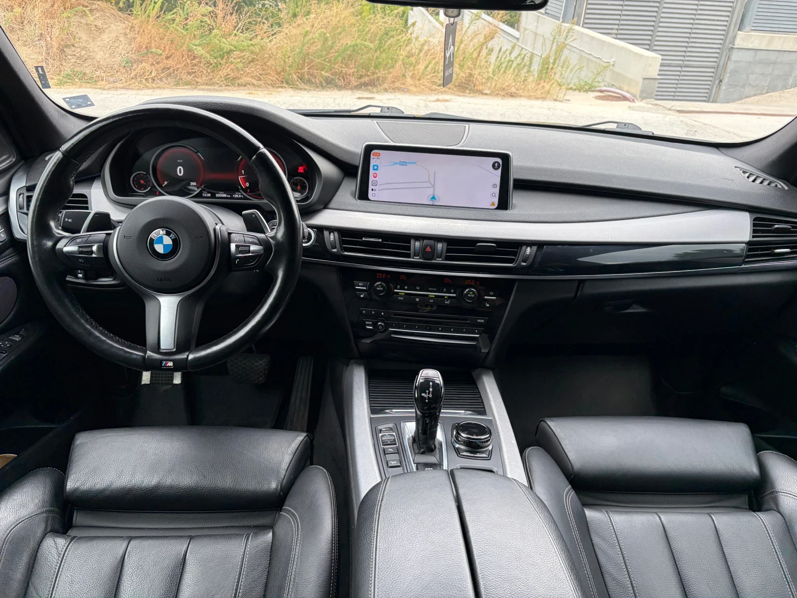 BMW X5 M-Paket / Harman Kardon / Ambient / Head-up , снимка 13 - Автомобили и джипове - 56156300