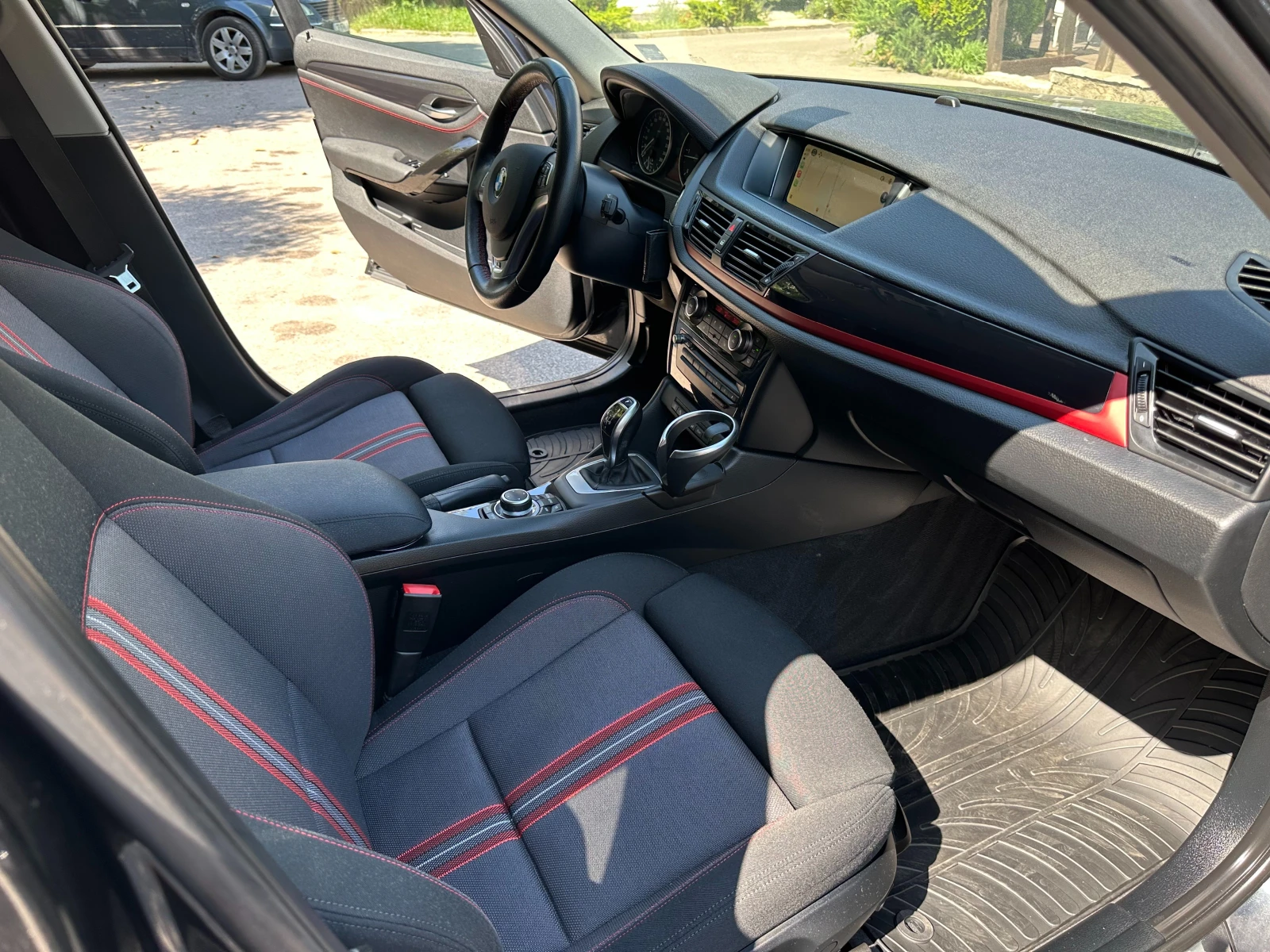 BMW X1 xDrive 1.8d  Sport, снимка 12 - Автомобили и джипове - 56310151
