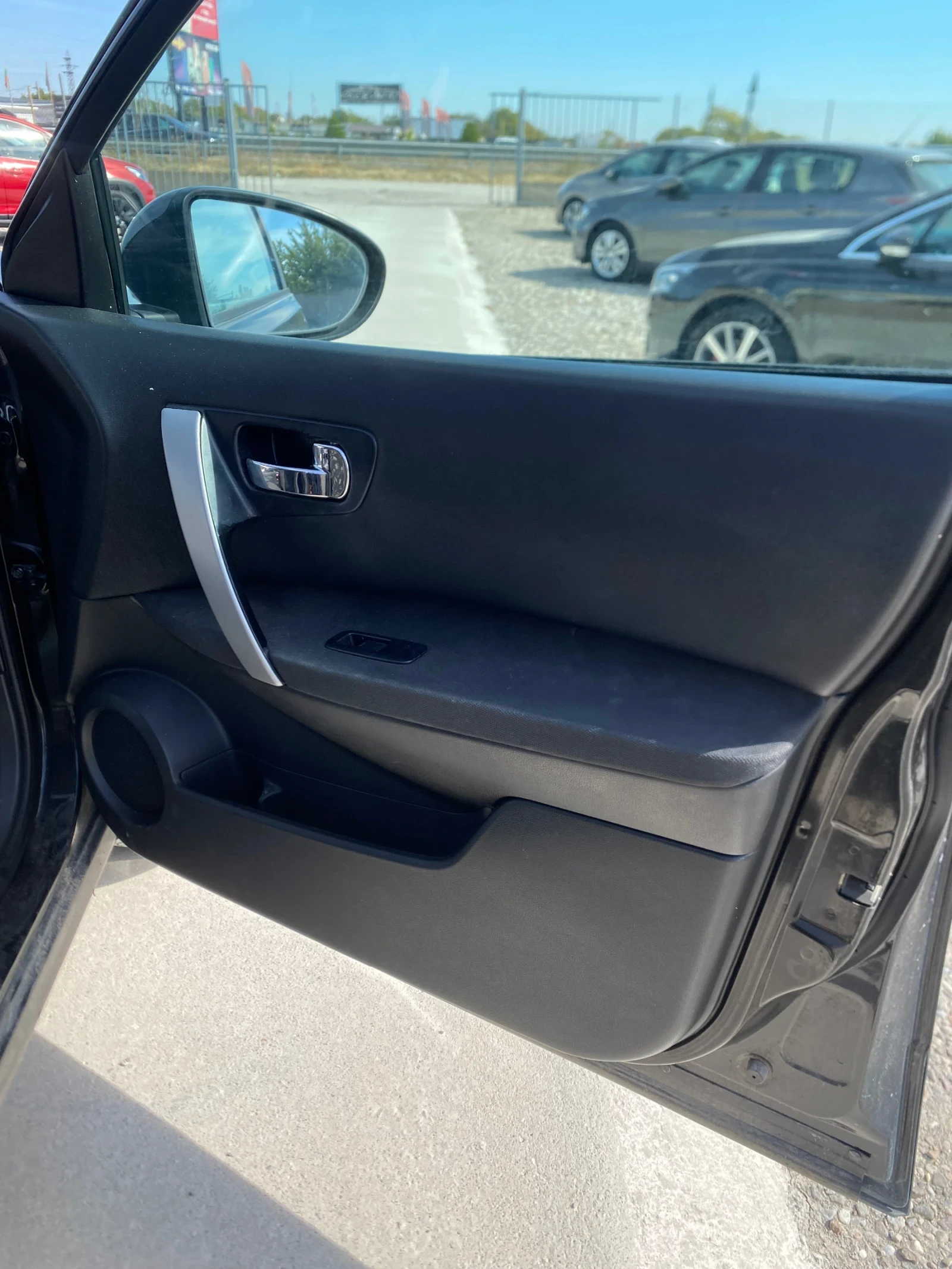 Nissan Qashqai 2.0DCI 4x4 | Mobile.bg � ����������� 11