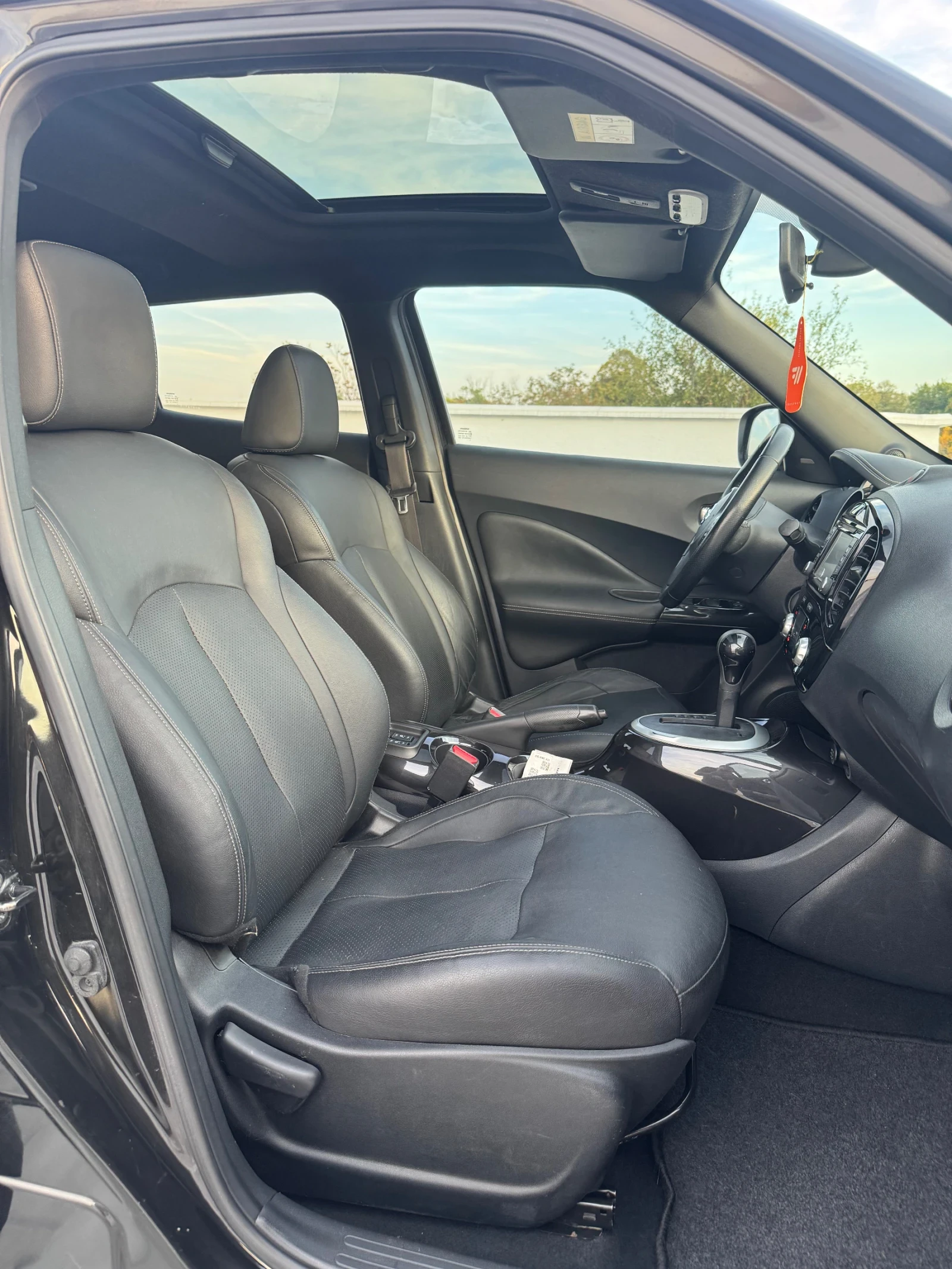 Nissan Juke 1.6 АВТОМАТИК , снимка 11 - Автомобили и джипове - 56587293