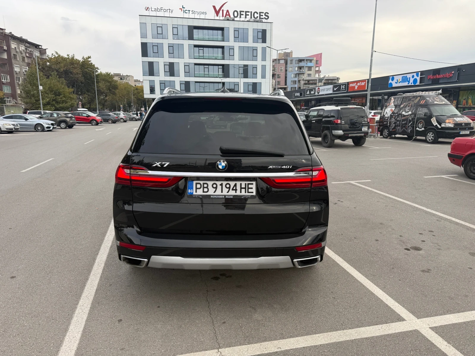 BMW X7, снимка 5 - Автомобили и джипове - 56602612