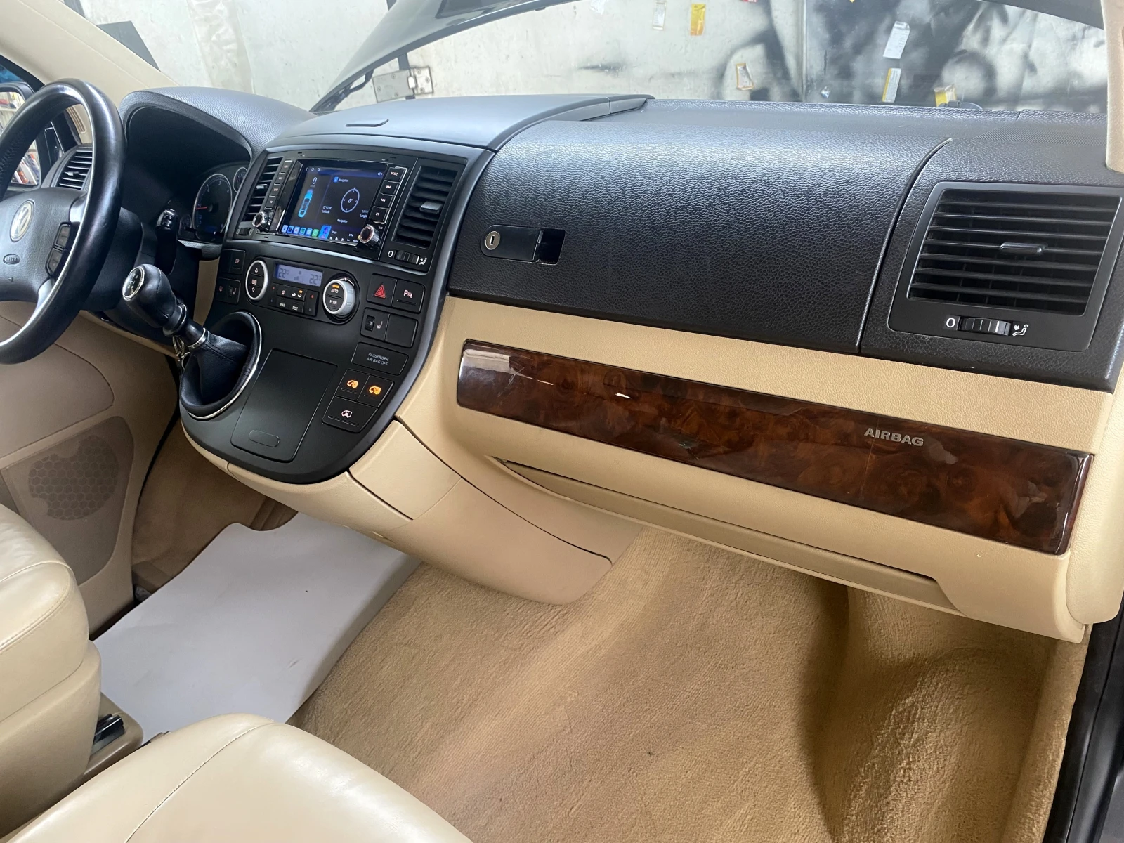 VW Multivan 2.5TDi Италия ---Без аналог--- - изображение 10