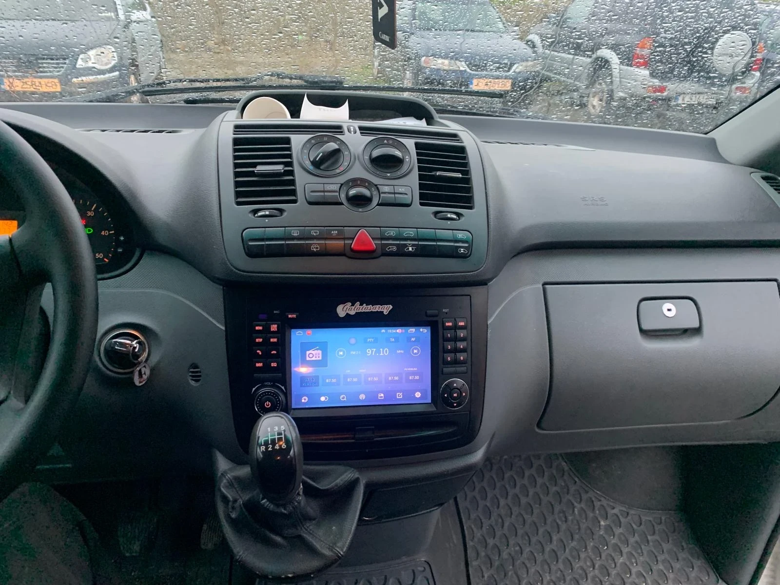 Mercedes-Benz Vito, снимка 9 - Бусове и автобуси - 54371514