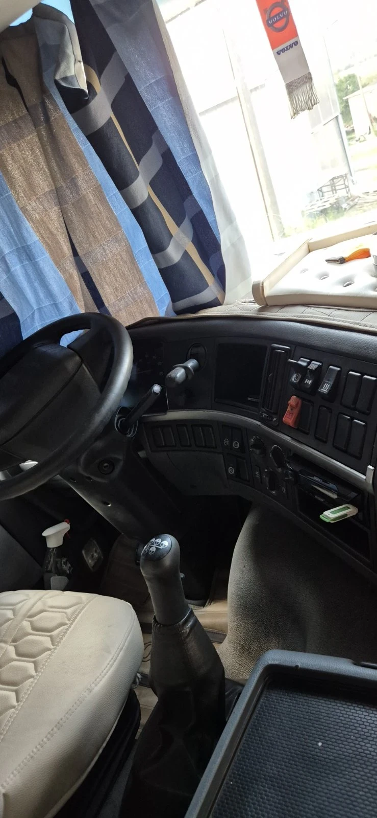 Volvo Fm FM380 ADR, снимка 11 - Камиони - 52512708