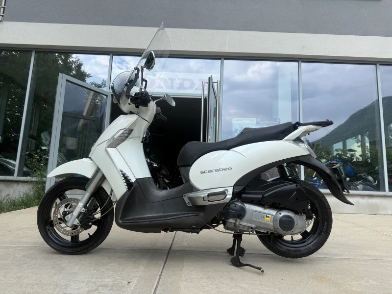 Aprilia Scarabeo 300i 2012 2 broq