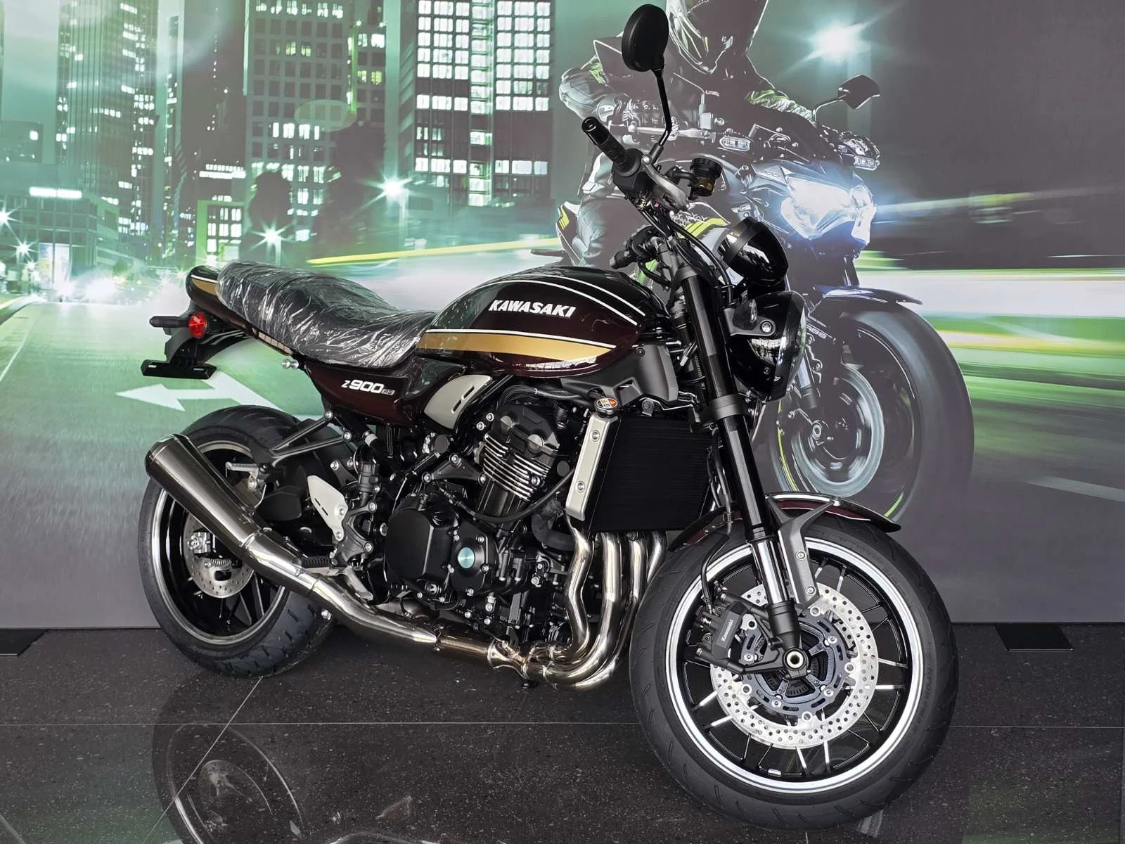 Kawasaki Z 900 RS 2026