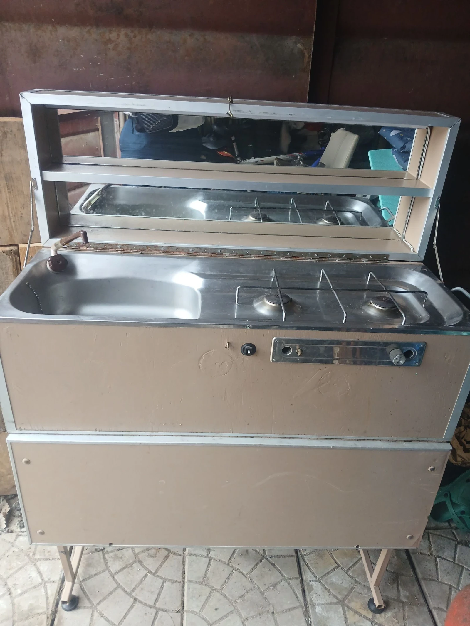 Кемпер Renault Trafic, снимка 13 - Каравани и кемпери - 46741347