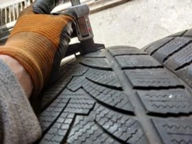 Гуми Зимни 245/45R18, снимка 4