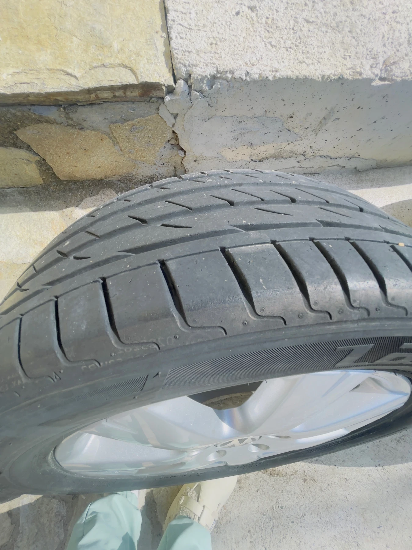 Гуми с джанти Други 205/55R16, снимка 4 - Гуми и джанти - 53836576