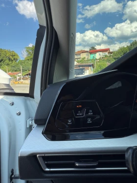 VW Golf VW Golf 8 2.0 TDI, снимка 9