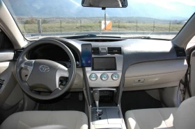 Toyota Camry LE, снимка 8