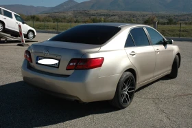 Toyota Camry LE, снимка 3