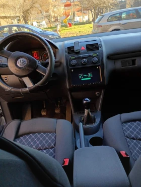 VW Touran - 3400 € / 6649.82 лв. - 48669573 5