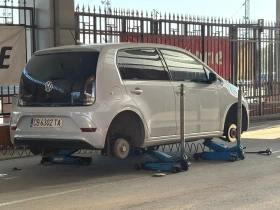VW Up e-Up! - 8900 € / 17406.89 лв. - 92036875 4