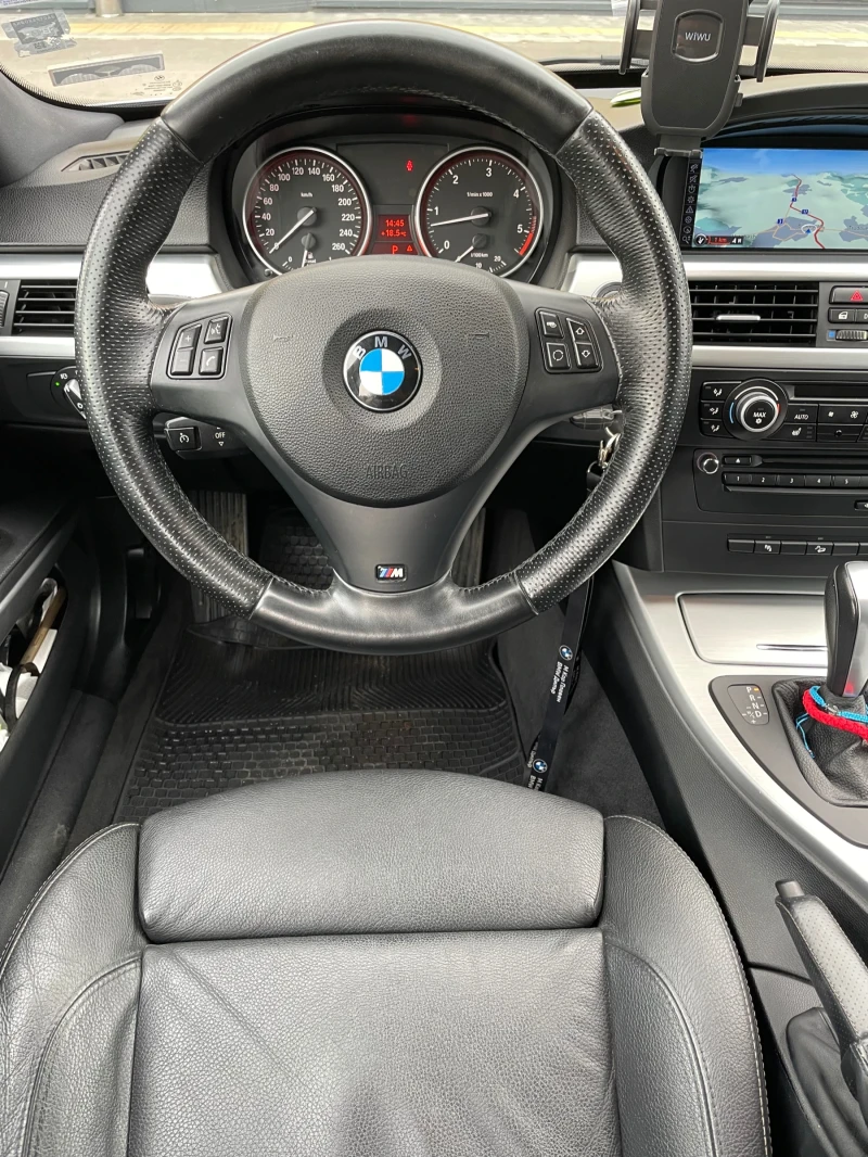 BMW 330 330D Xdrive Facelift Dynamic CIC Навигация, снимка 4 - Автомобили и джипове - 47297331