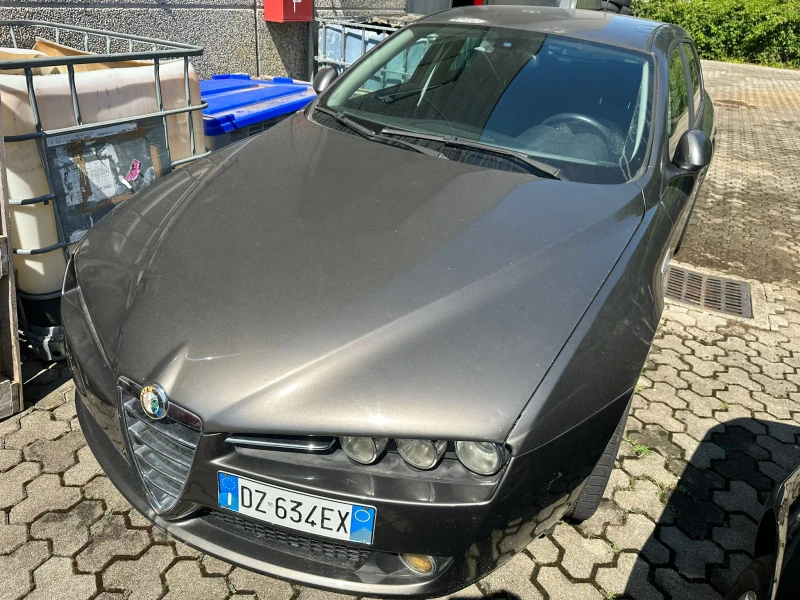 Alfa Romeo 159 1.9JTD-КЛИМАТРОНИК, снимка 2 - Автомобили и джипове - 47455067