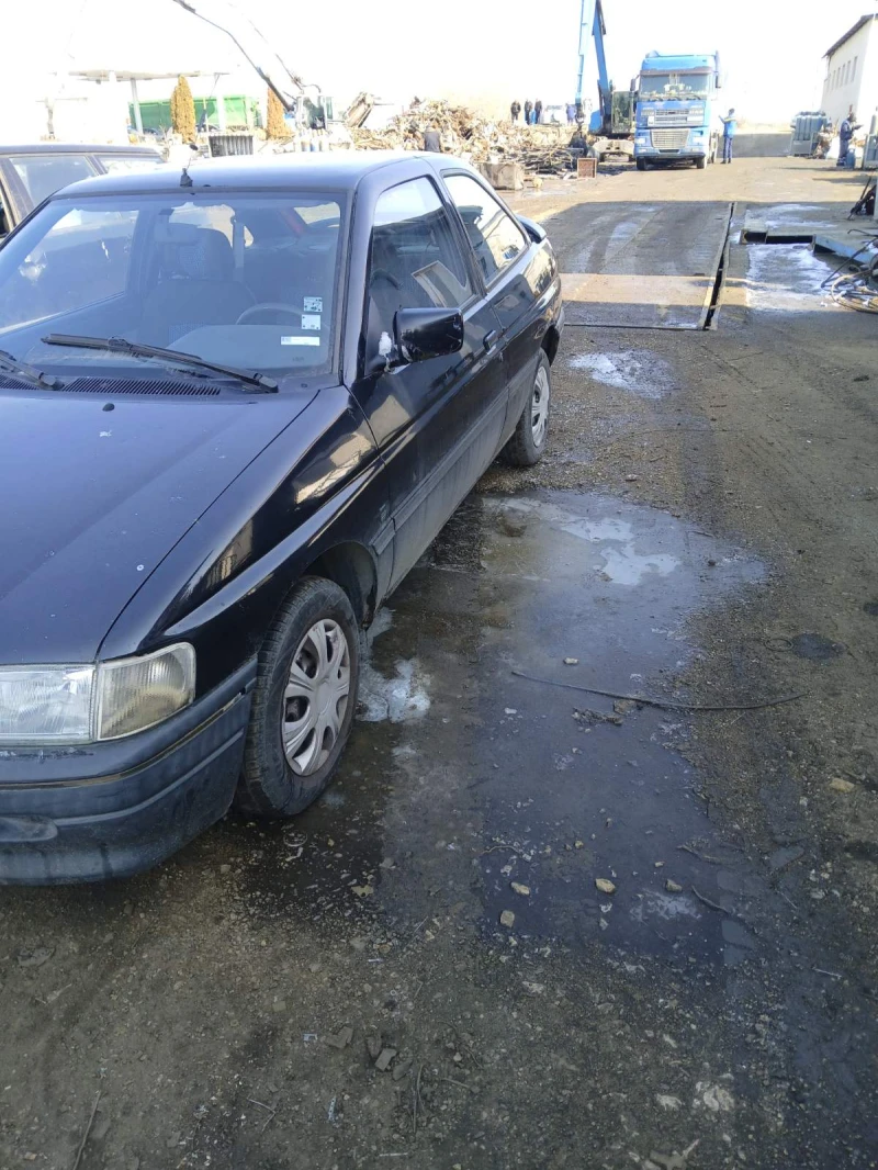 Ford Escort, снимка 4 - Автомобили и джипове - 49203374