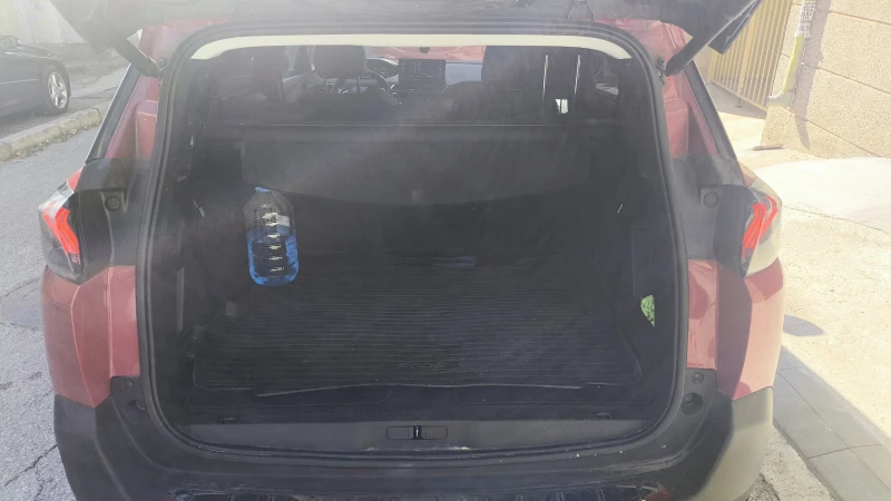 Peugeot 5008 1.5, снимка 11 - Автомобили и джипове - 52598279
