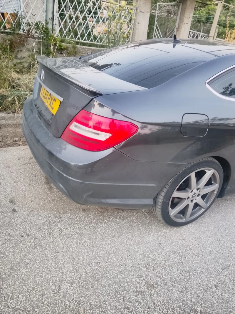 Mercedes-Benz C 250 AMG 125 години Мерцедес, снимка 8 - Автомобили и джипове - 52429195