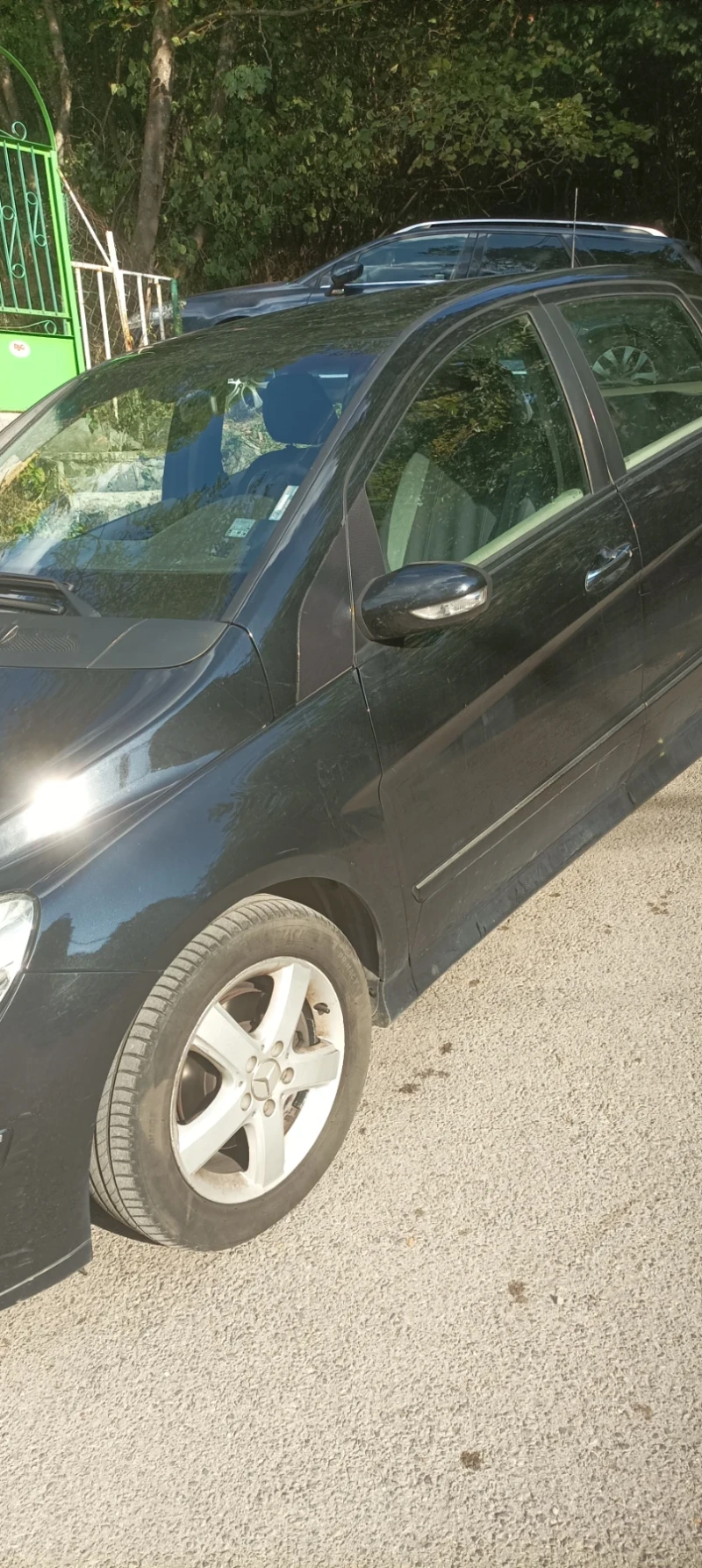 Mercedes-Benz B 180, снимка 3 - Автомобили и джипове - 52273317