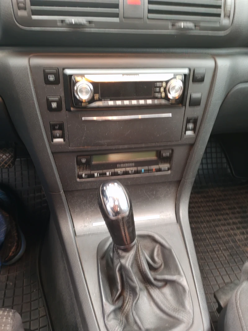 Skoda Superb I, снимка 11 - Автомобили и джипове - 52788569