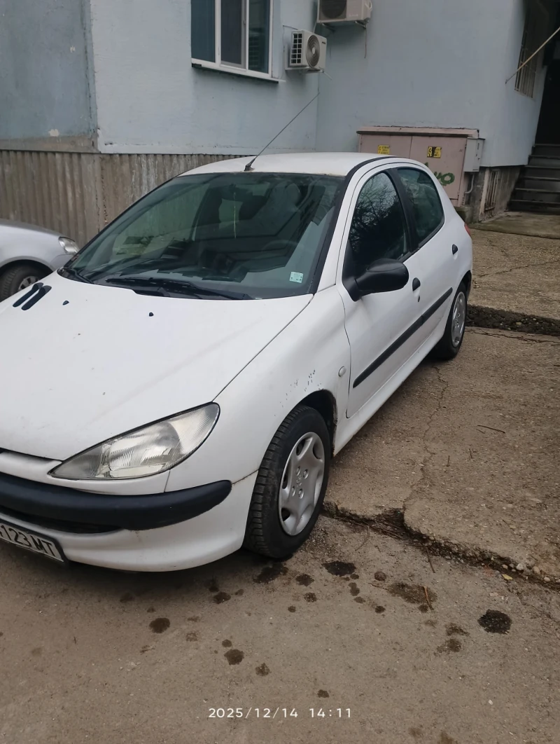 Peugeot 206 1.4 бензин 75 к.с, снимка 3 - Автомобили и джипове - 52790652
