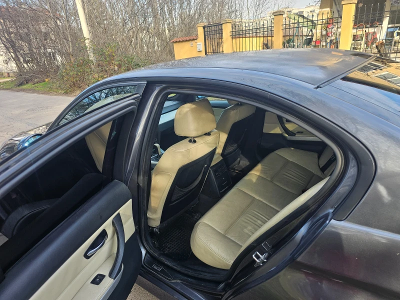 BMW 320 Фейслифт, снимка 9 - Автомобили и джипове - 52828493