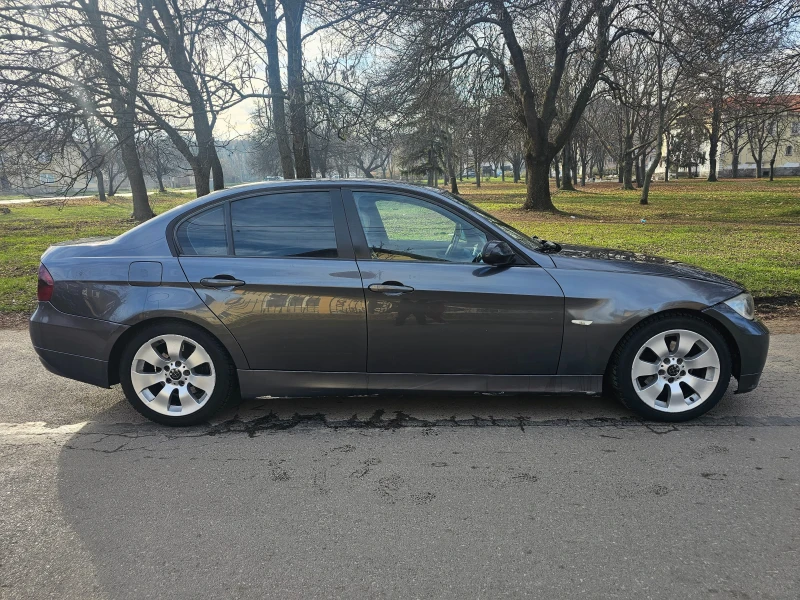 BMW 320 Фейслифт, снимка 3 - Автомобили и джипове - 52828493