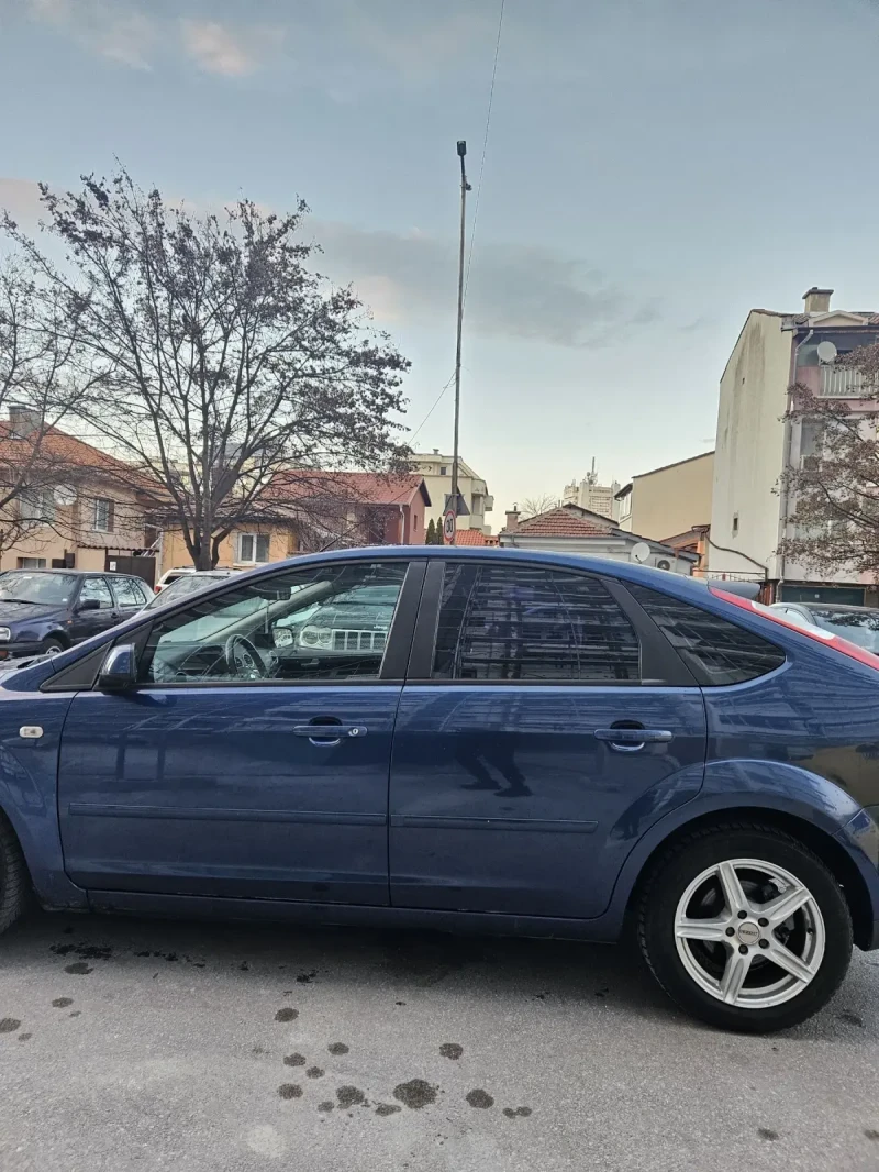 Ford Focus 1.6 90кс. Най добрия мотор. , снимка 4 - Автомобили и джипове - 52938449