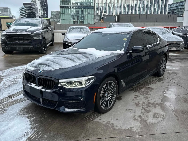 BMW 530 * 530i xDrive * CARFAX * M-pack* 