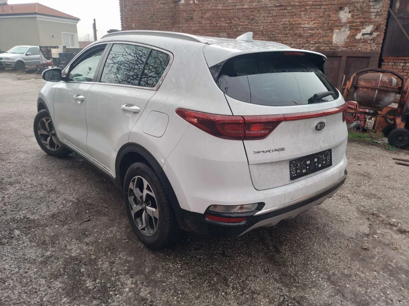 Kia Sportage 1.6 crdi 2020, снимка 4 - Автомобили и джипове - 53379975