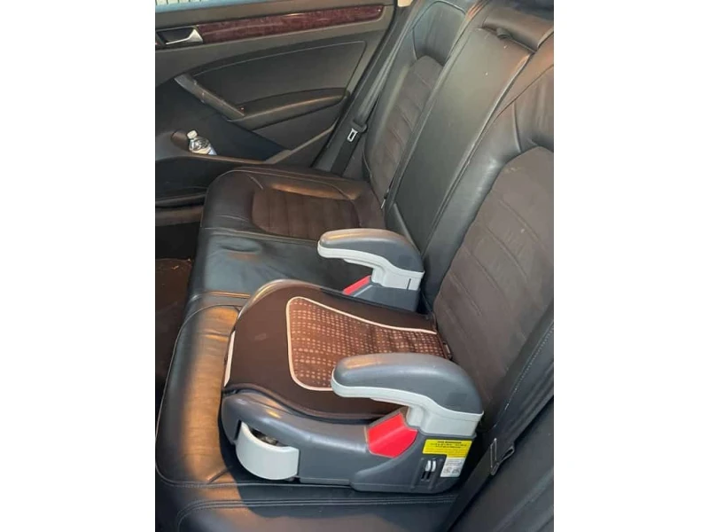 VW Passat * 4dr Sdn 2.0 TDI DSG Highline * CARFAX * ЦЕНА ДО , снимка 12 - Автомобили и джипове - 53529204