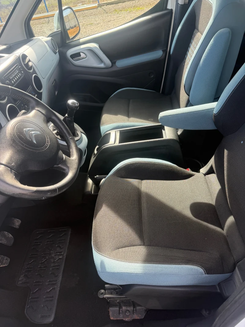 Citroen Berlingo 1.6HDI KLIMA FACE, снимка 8 - Автомобили и джипове - 53590768