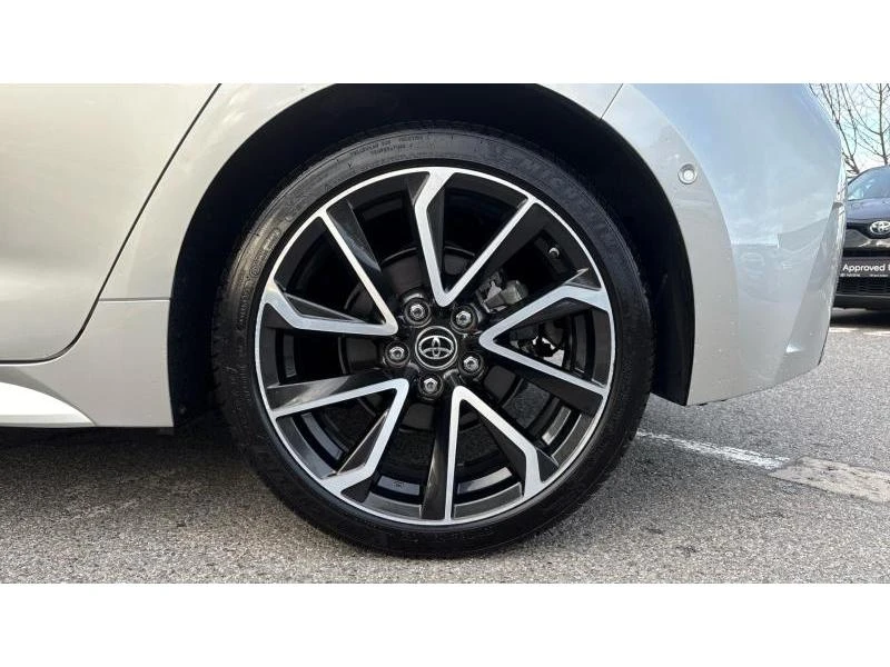 Toyota Corolla 2.0 HSD CVT FWD LOUNGE, снимка 16 - Автомобили и джипове - 53465393