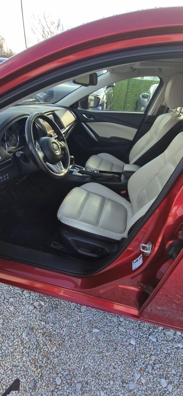 Mazda 6 2.2SKYACTIV/ПОДГРЕВ/ПАНОРАМА/КАМЕРА/ЕВРО 6, снимка 3 - Автомобили и джипове - 53504439