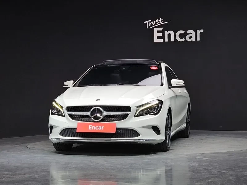 Mercedes-Benz CLA, снимка 3 - Автомобили и джипове - 54288365