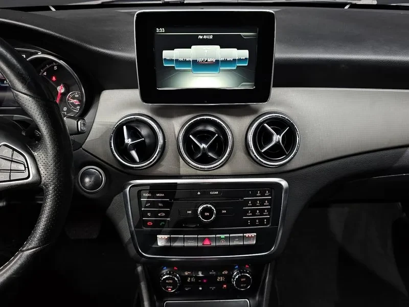 Mercedes-Benz CLA, снимка 14 - Автомобили и джипове - 54288365