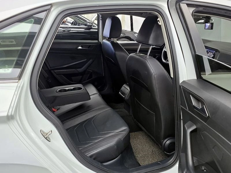 VW Jetta 1.4 TSI Prestige| 150к.с.| ВКЛ.ТЕХНОТЕСТ, снимка 12 - Автомобили и джипове - 55176381