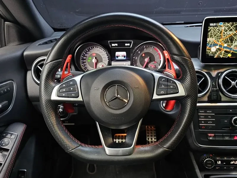 Mercedes-Benz CLA 250 4MATIC AMG STYLE, снимка 13 - Автомобили и джипове - 55719583