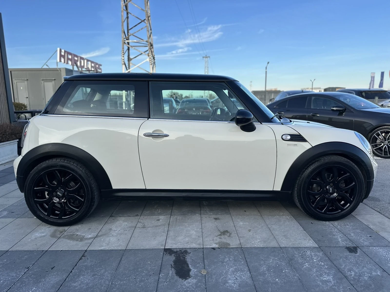 Mini Cooper 1.4I 95кс 130хил - изображение 7