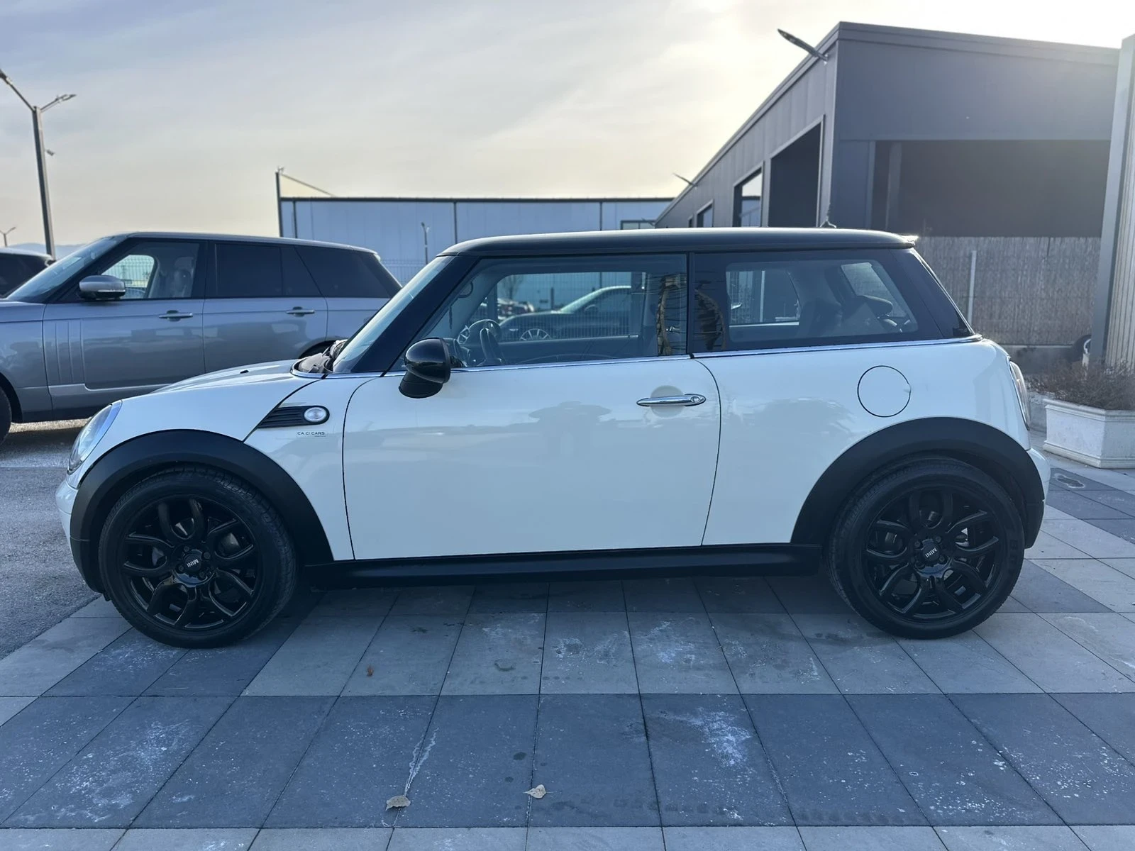 Mini Cooper 1.4I 95кс 130хил - изображение 6