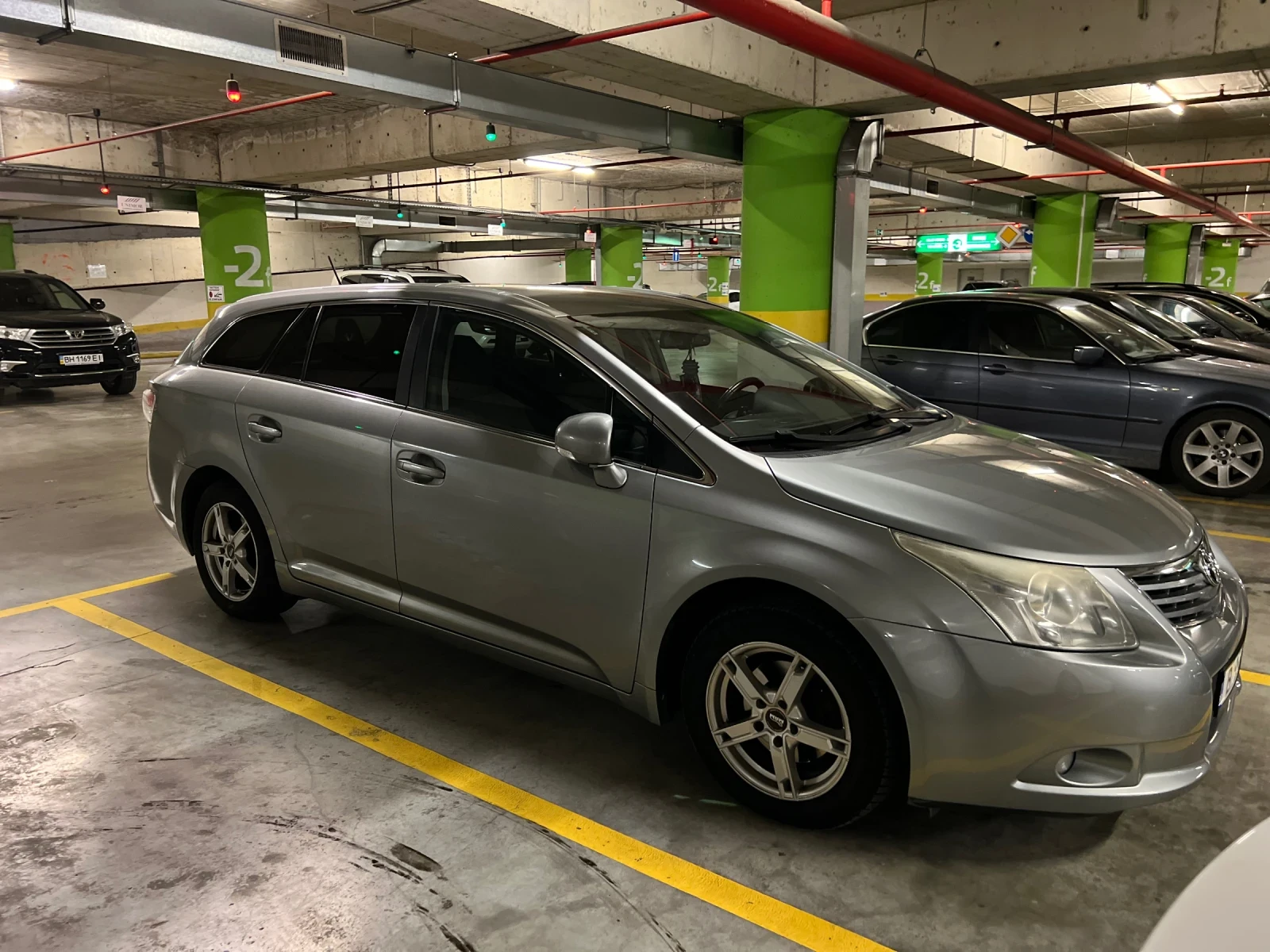 Toyota Avensis Комби  - изображение 4
